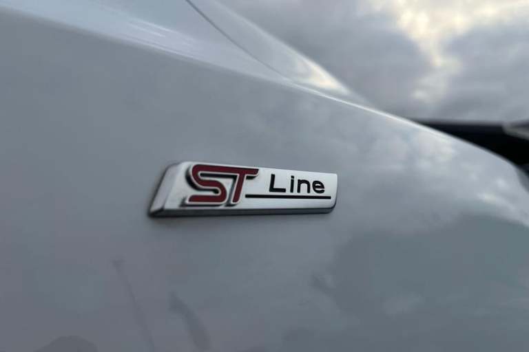 2023 Ford Focus 1.0 EcoBoost ST-Line X 5dr ** Sync 4 - Heated Seats / Steering - Wireless C Hatch...