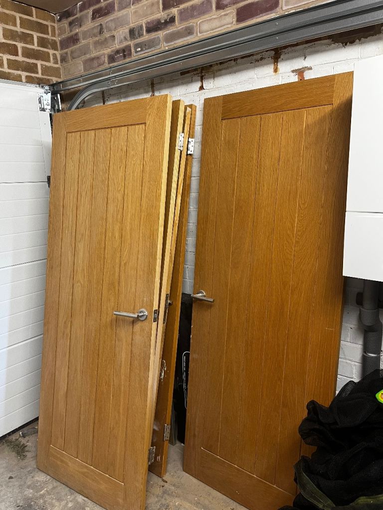 Howdens Oak Doors 