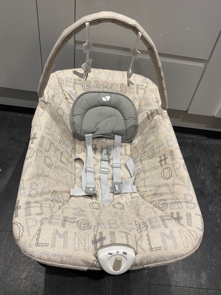 NEW Joie Wish Bouncer with vibrate. RRP £50