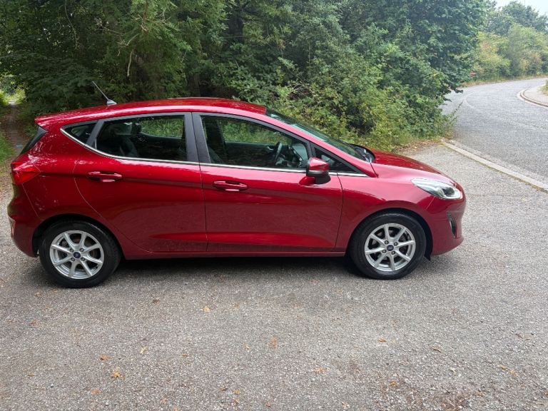 2017 67  Ford Fiesta 1.0 Ecoboost  Zetec Euro 6 (s/s) 5dr HATCHBACK Petrol Manual
