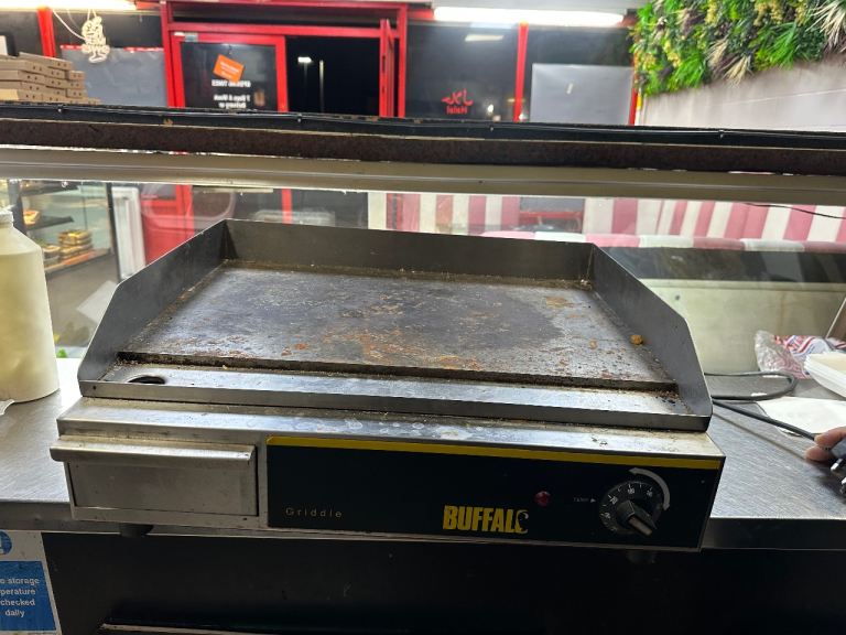Buffalo Commercial Electric Griddle / Hot Plate 