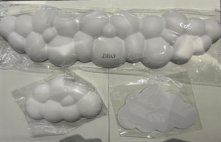 Cloud keyboard wrist rest