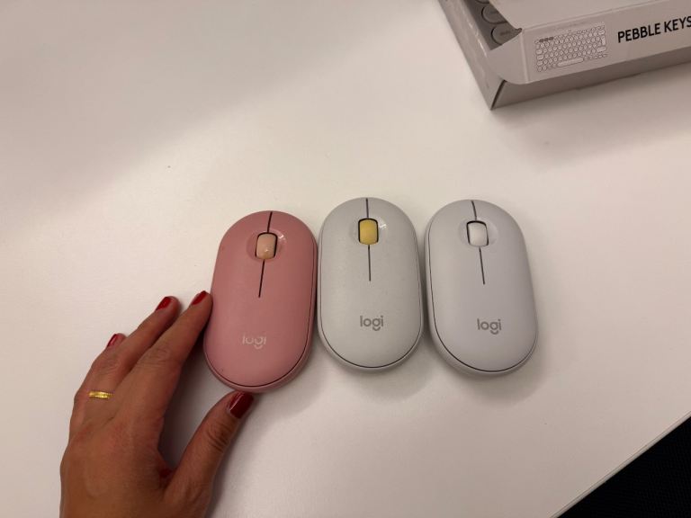 Logitech Pebble Wireless Mouse – New, White/Pink