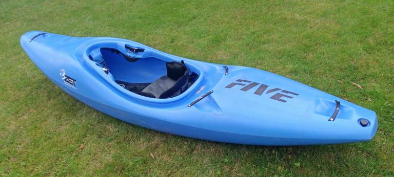 Zet five whitewater kayak 