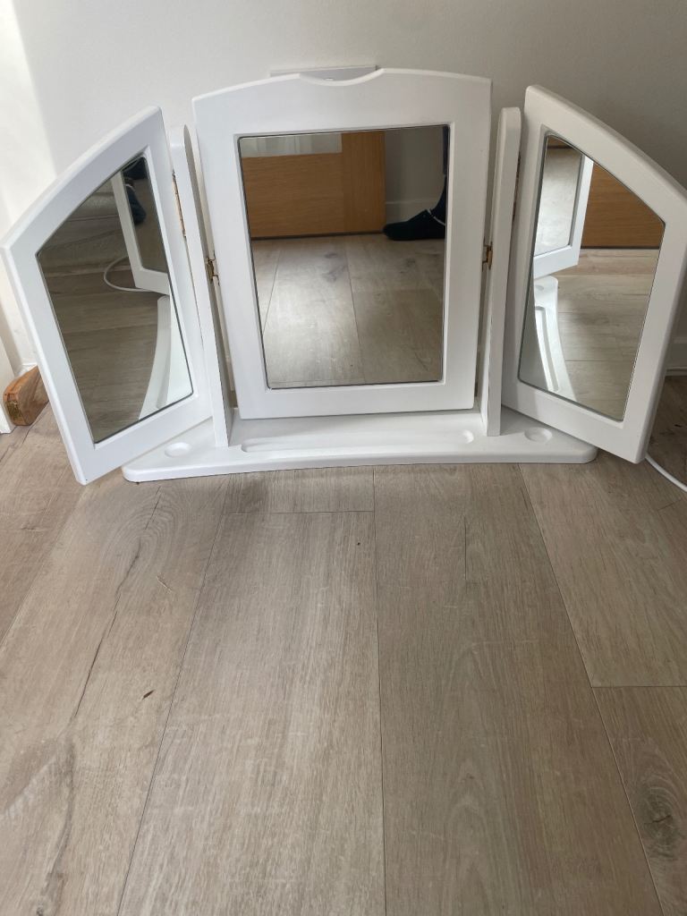 White folding dressing table mirror 