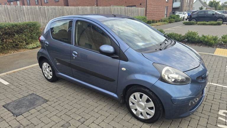 Toyota, AYGO, Hatchback, 2008, Semi-Auto, 998 (cc), 5 doors