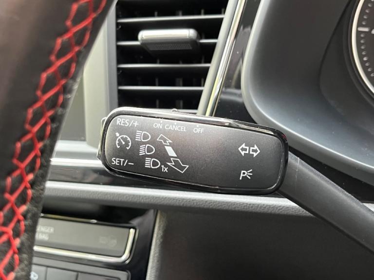  SEAT Leon 2.0 TDI 150 FR Technology 5dr Diesel