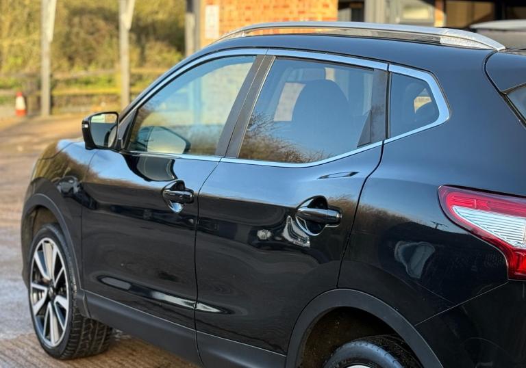 2016 Nissan Qashqai 1.6 dCi Tekna XTRON 2WD Euro 6 (s/s) 5dr Diesel