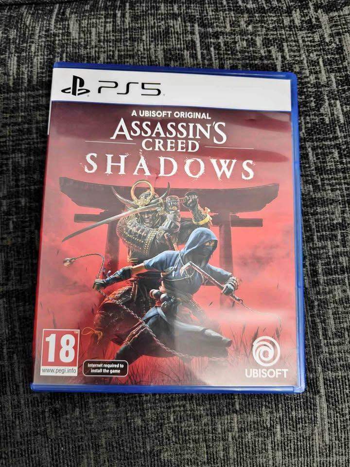 PS5 Assassin's Creed Shadows game in mint condition & in perfect working order