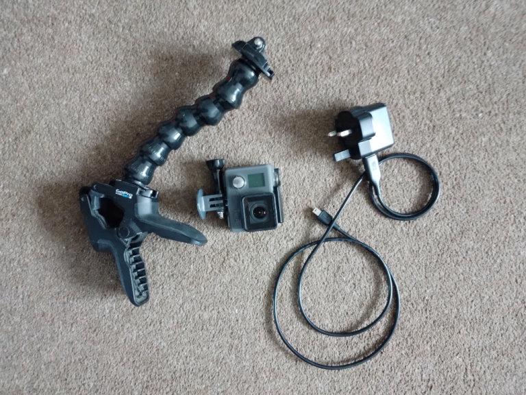 HERO GoPro action camera with plug & cable plus GoPro Clamp. VGC.