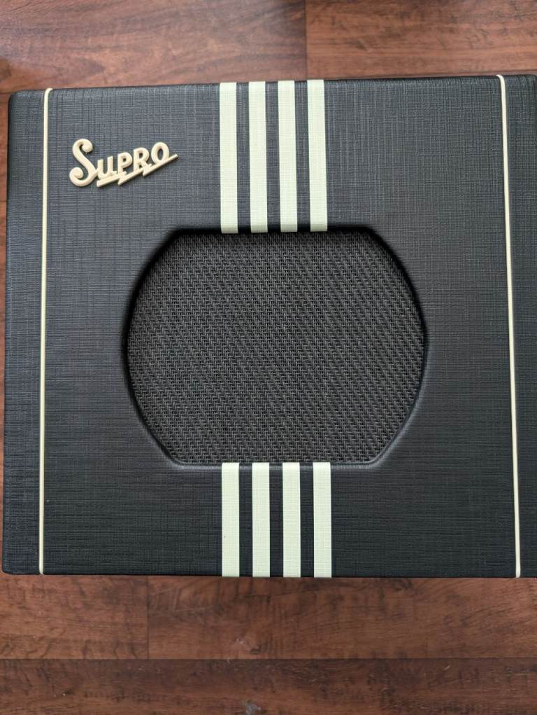 Supro Delta King 10 Spring Reverb Guitar Combo, 5W, 1x10" with FOOTSWITCH