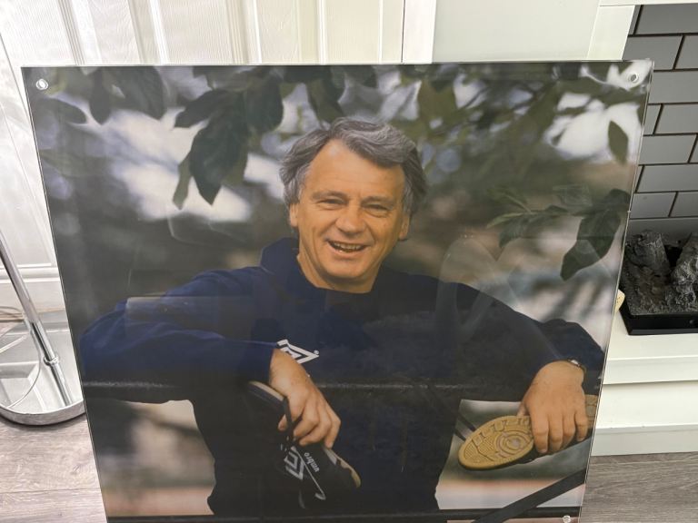 Sir Bobby Robson Laminated Print
