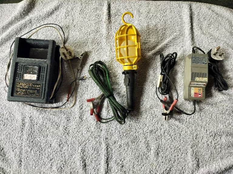 Vintage car battery starter x2 & lamp