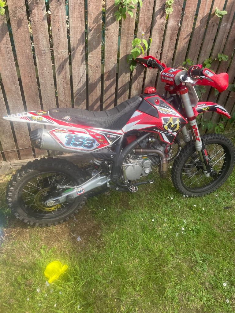 Apollo RFZ Racing 160cc