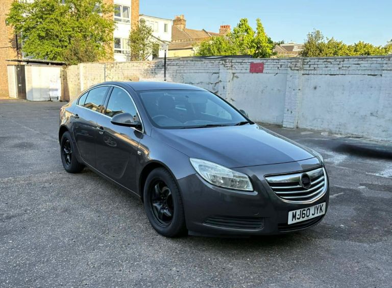 Vauxhall, INSIGNIA, Hatchback, 2010, Manual, 1796 (cc), 5 doors