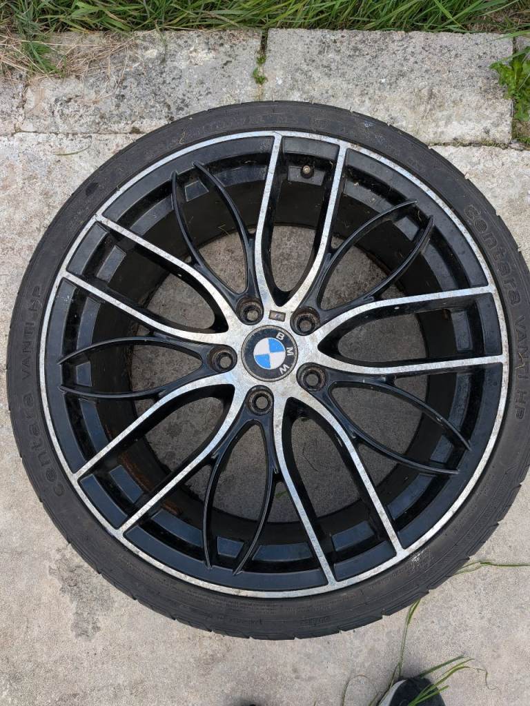 BMW 20 inch alloys.