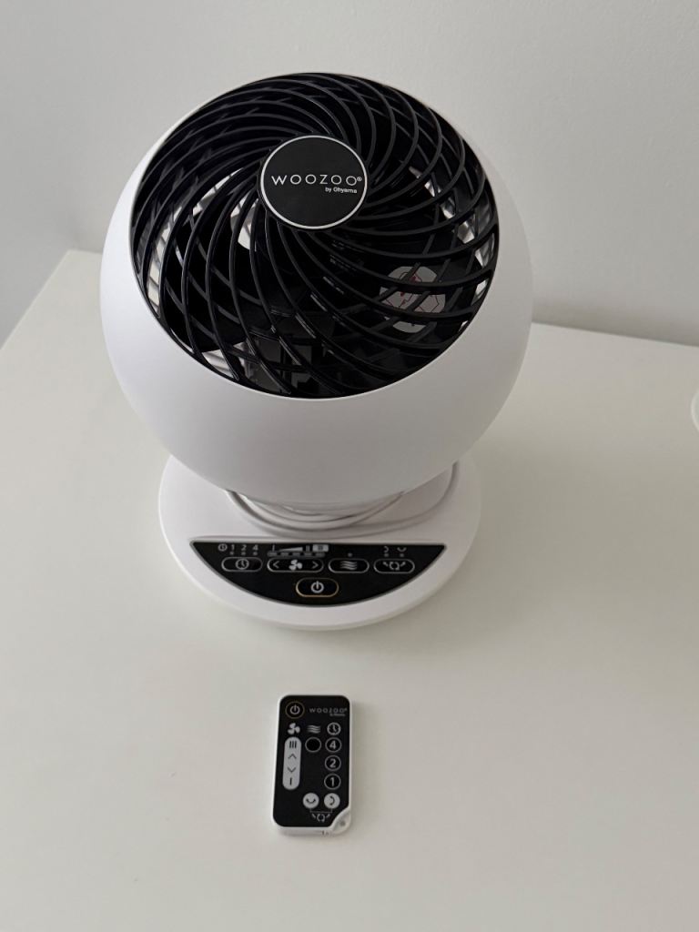 WOOZOO by Iris Ohyama Fan with Remote - As Good As New