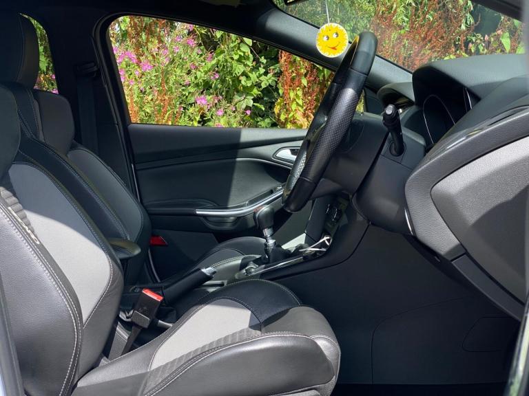 2015 Ford Focus 2.0T EcoBoost ST-2 5dr HATCHBACK PETROL Manual