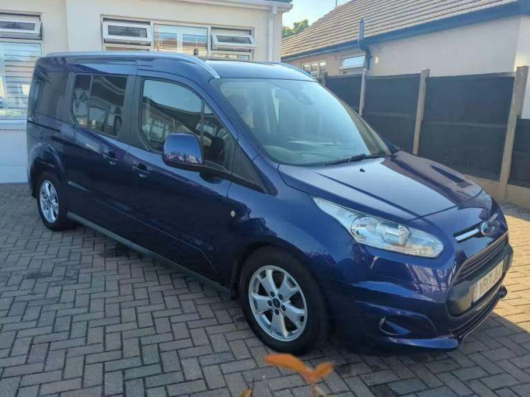 2017 Ford Grand Tourneo Connect 1.5 TDCi Titanium Powershift Euro 6 (s/s) 5dr MPV Diesel Automatic