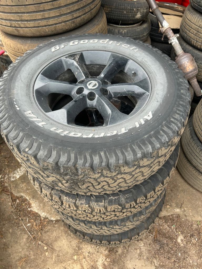 Nissan Navara Alloy Wheels with BFG Off-road Tyres 