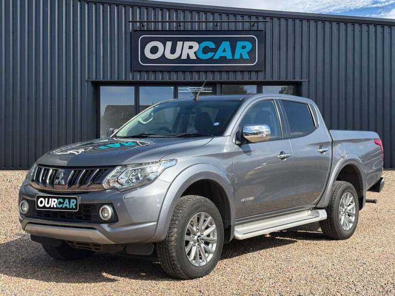 2017 Mitsubishi L200 2.4 DI-D DC Warrior Pickup Double Cab 4dr Diesel Manual 4WD Euro 6 (178 ps) ...