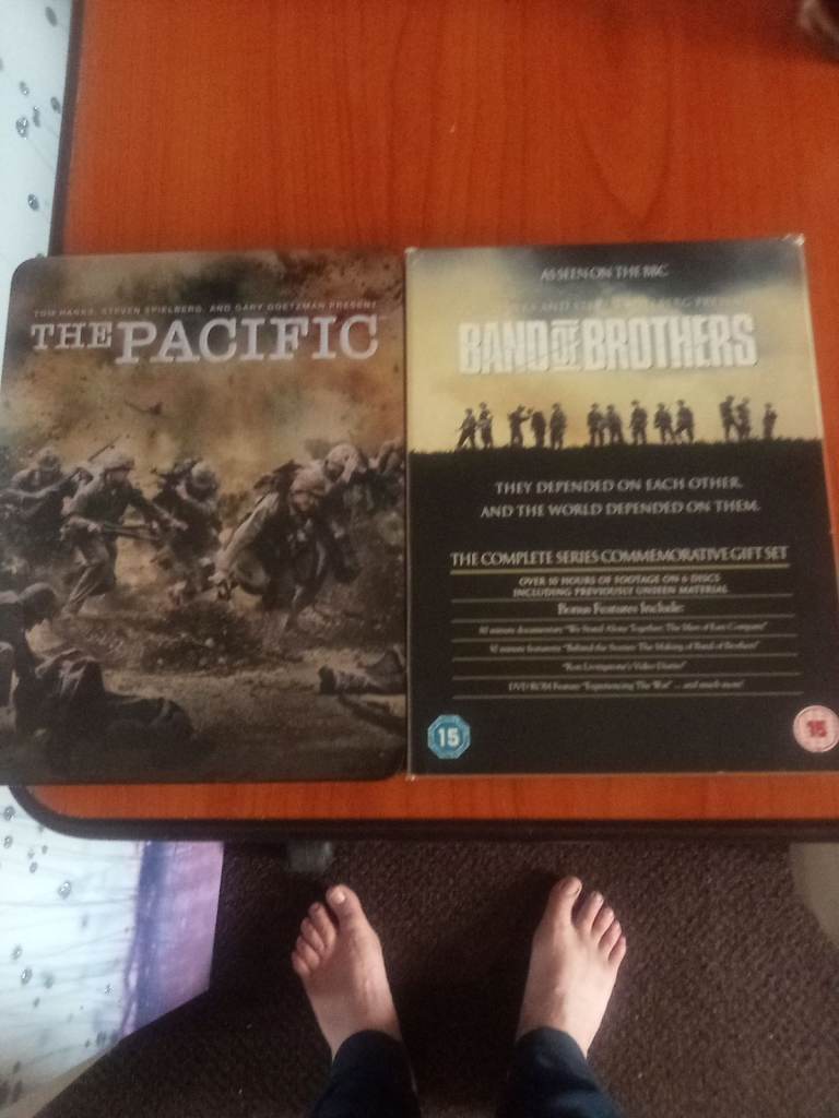 War bundle box set X2 brand new 