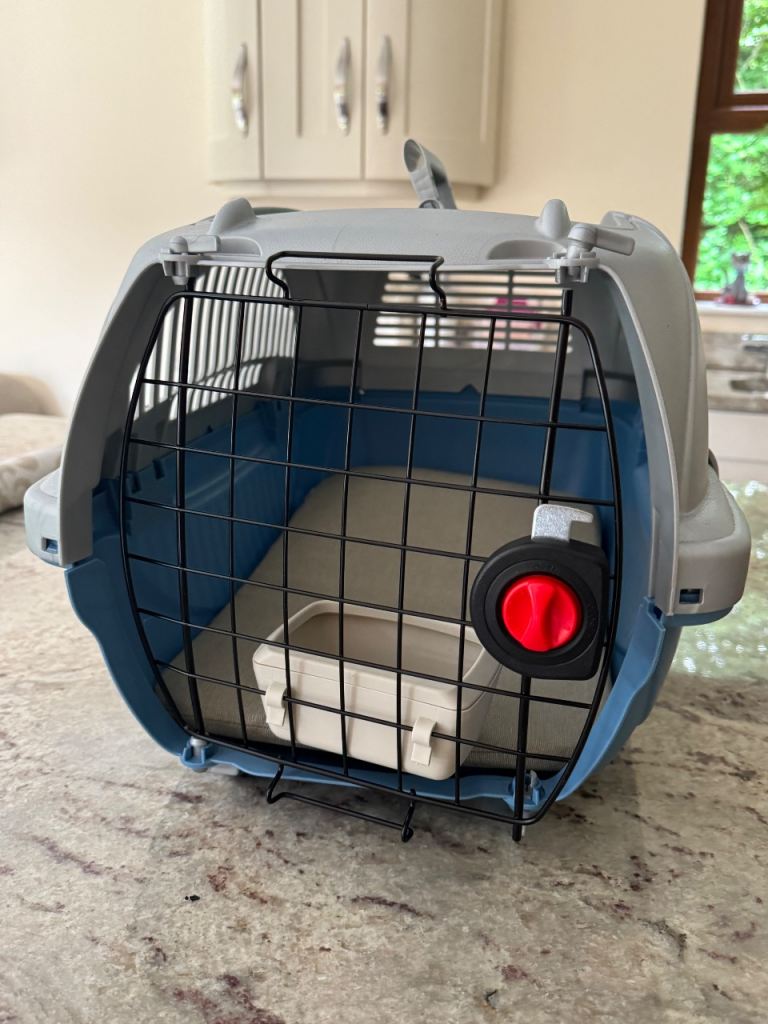 Ferplast Atlas Deluxe Open Pet Carrier