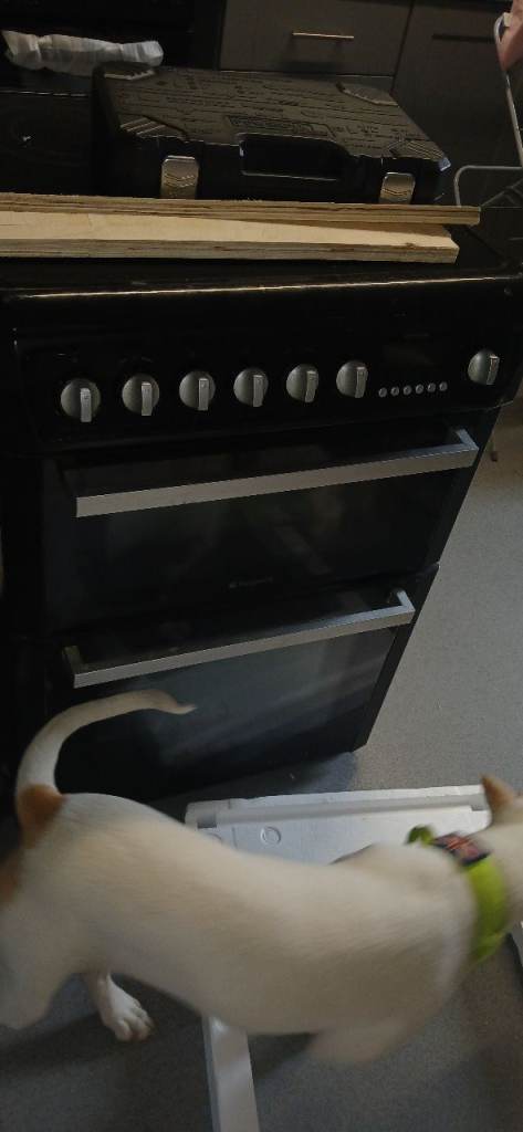 Hotpoint cooker