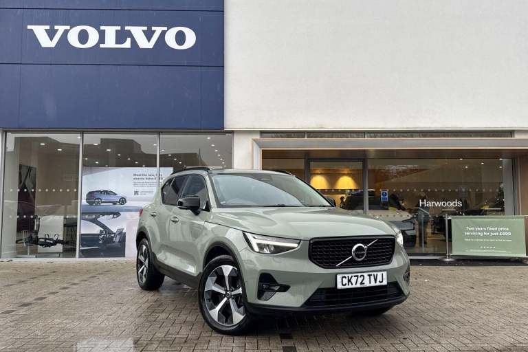  Volvo XC40 2.0 B4 MHEV Ultimate SUV 5dr Petrol Hybrid DCT Auto Euro 6 (s/s) (197 ps) Petrol/Elec...
