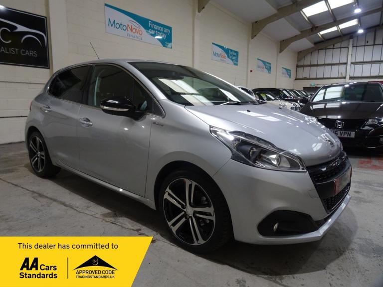 2018 Peugeot 208 1.2 PureTech 110 GT Line 5dr 6 Speed *8000 MILES* HATCHBACK Petrol Manual
