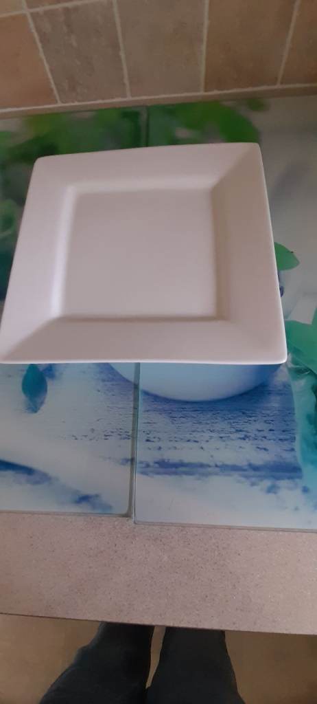 MAXWELL & WILLIAMS high QUALITY PORCELAIN PLATES