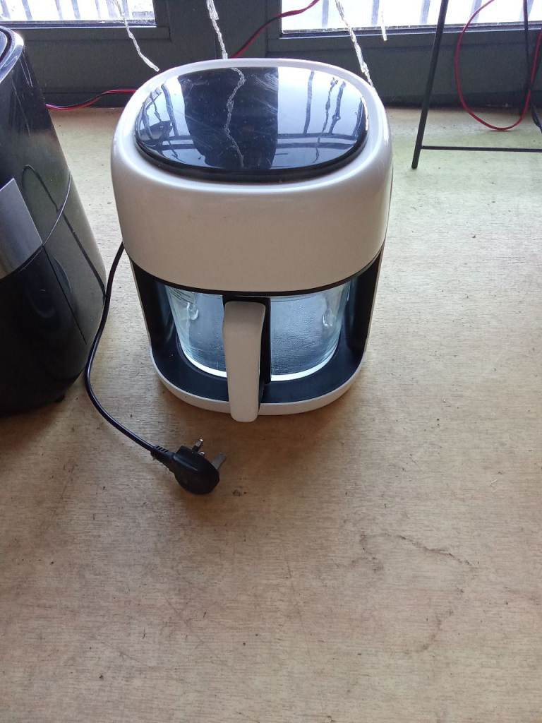 3 X air fryer job lot electricals 75 ono
