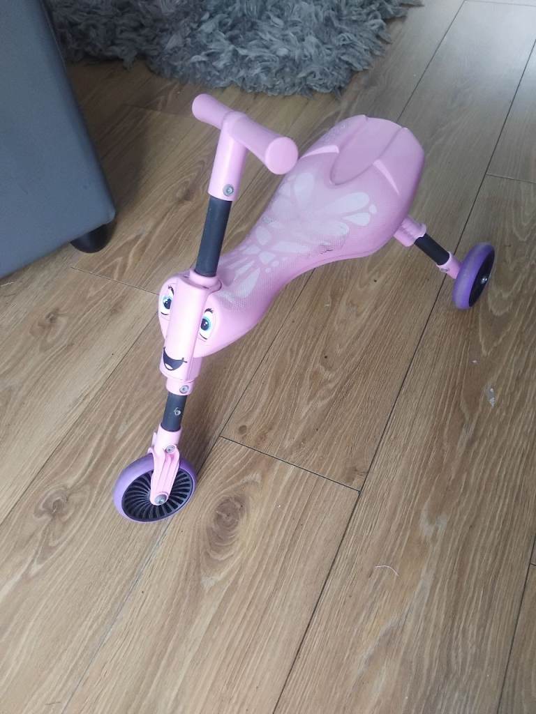 Scuttle bug age 1/3 £4