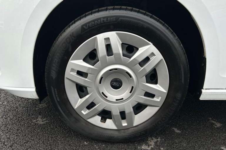 2025 Ford Transit Connect 250 Trend AUTO L2 LWB 1.5 EcoBoost PHEV 150ps, SAT NAV, REAR PARKING SE...