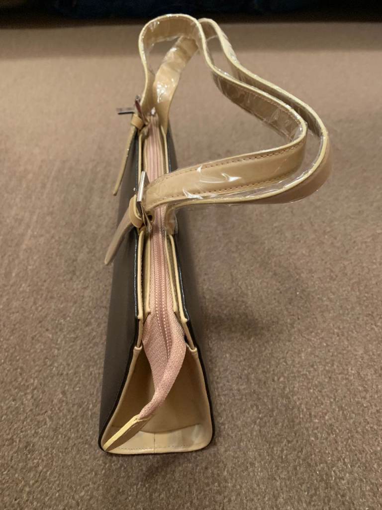 NEW black and beige bag