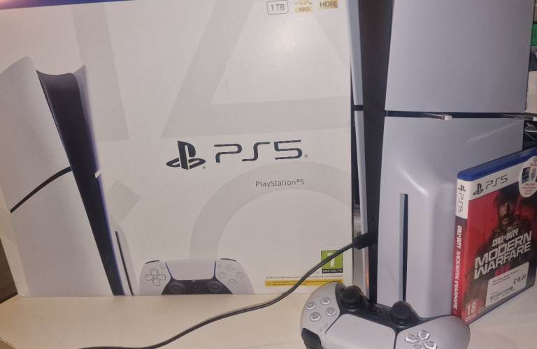 PS5 Slim Disc Edition 1TB Practically Brand NEW