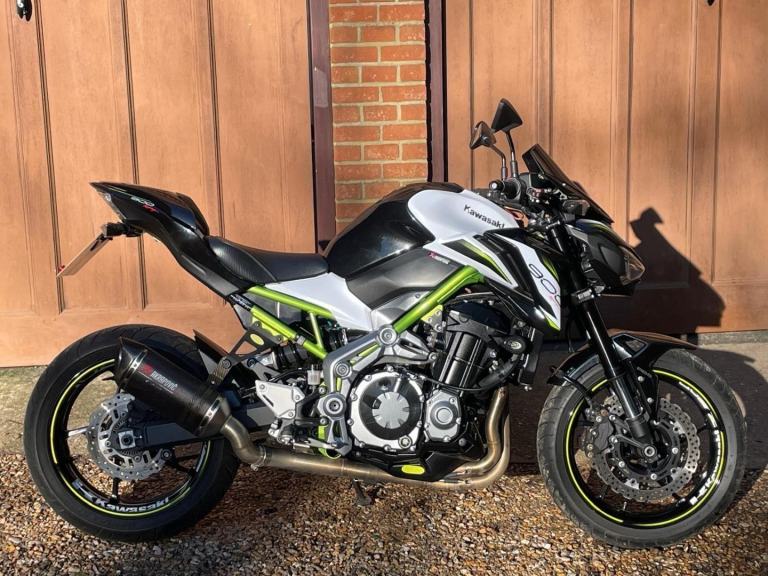 KAWASAKI Z900