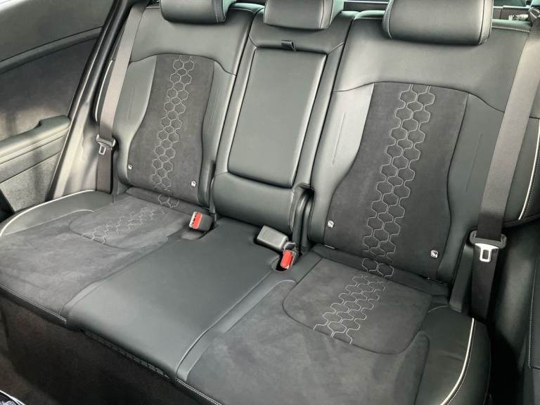 2025 Kia Sportage 1.6T GDi 207 HEV GT-Line 5dr Auto SUV PETROL/ELECTRIC Automatic