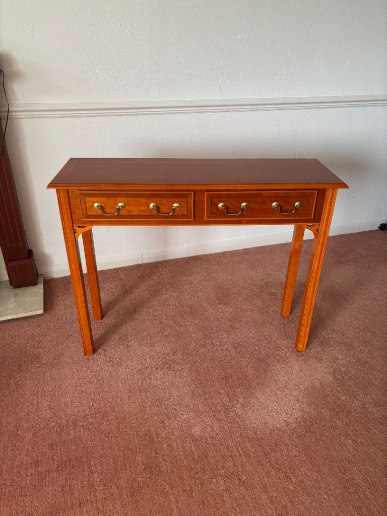 Wooden Console Table with Two Drawers – Good Condition