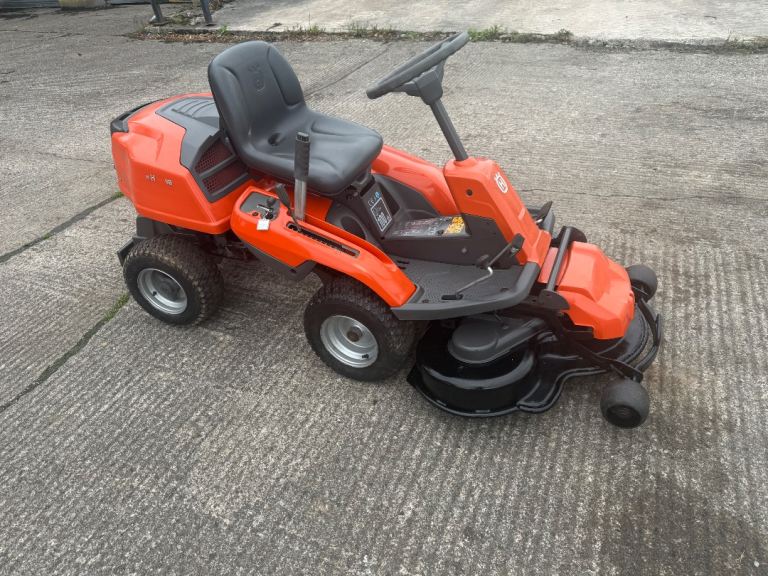Ride on mowers 