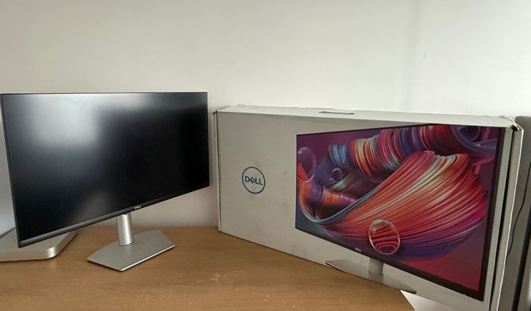 Dell S2721DS 27” QHD Monitor - As Good As New