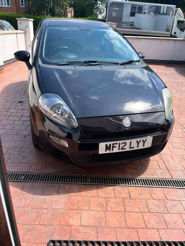 2012 Fiat Punto GBT 5 Door Hatchback 1.4 Petrol, EXCELLENT condition Single Professional Lady Driven