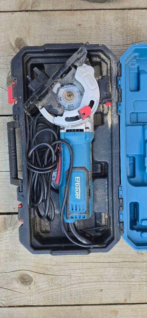 Erbauer Mini Circular Saw