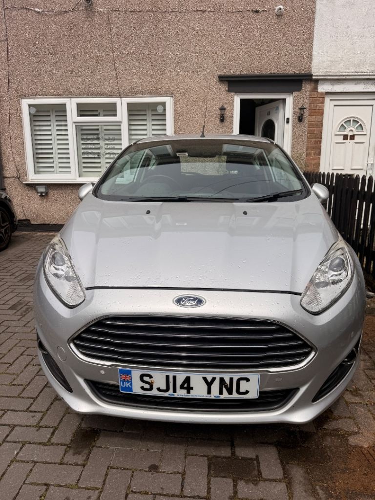 Ford, FIESTA, Hatchback, 2014, Semi-Auto, 1597 (cc), 3 doors