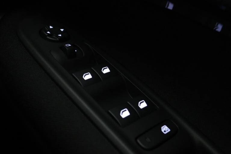 2025 Fiat 600 1.2 Hybrid 48V 5dr eDCT-6 HATCHBACK PETROL Automatic