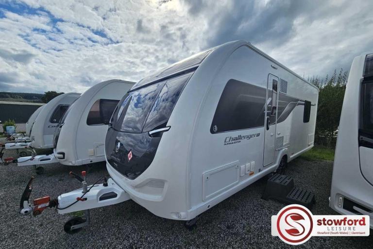 Swift Fairway Platinum 560, 2023, Pre-owned touring caravan