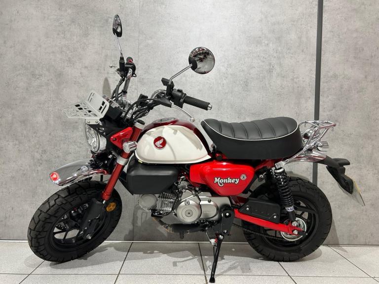75/2025 Honda Monkey 125 - 1483 miles 
