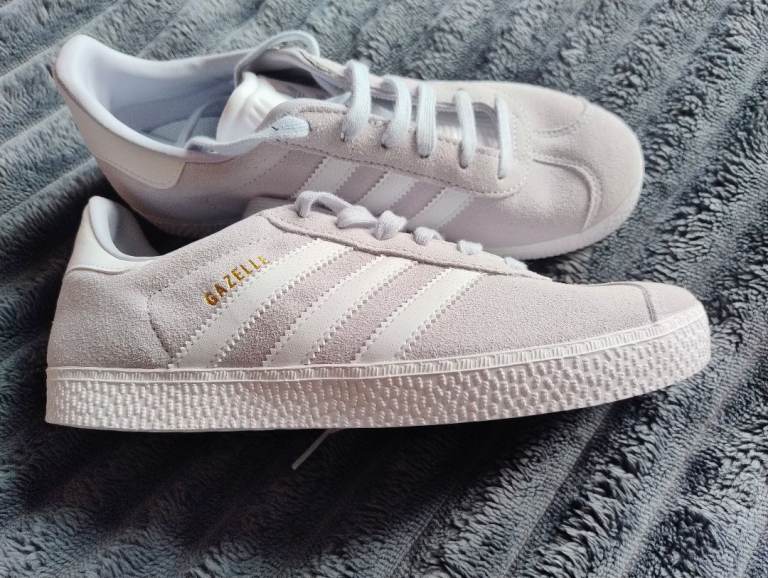 adidas gazelle silver green womens adidas Gazelle ADV Shadow Red / Crytal White / Gold Metallic 9.5