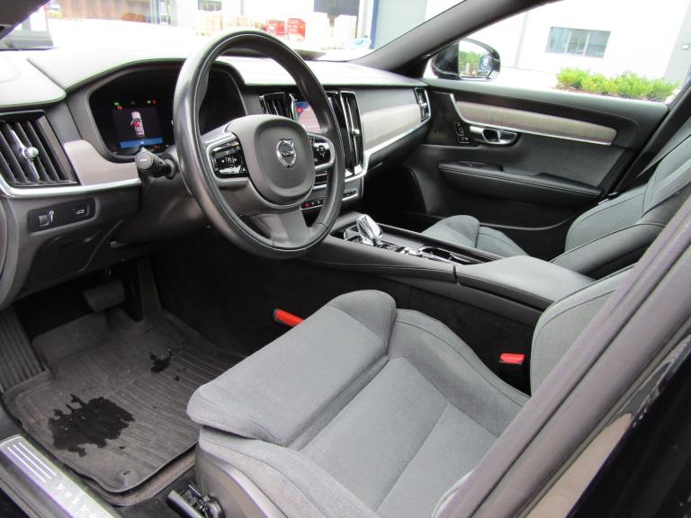 2022 Volvo V90 2.0 B4 MHEV INSCRIPTION AUTO EURO 6 (s/s) ESTATE 5DR PETROL LHD UK REG Estate Petr...