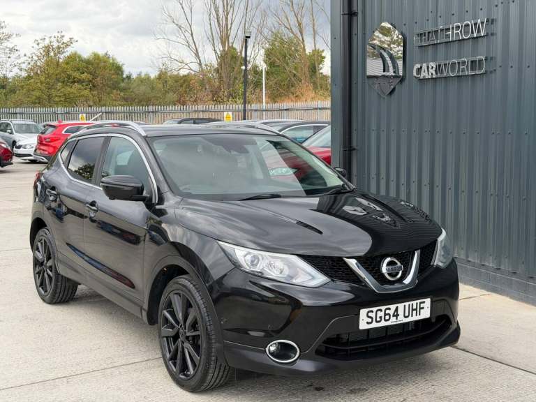 2014 Nissan Qashqai 1.2 DiG-T Tekna 5dr HATCHBACK PETROL Manual